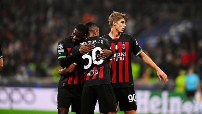 世体：皇马战曼城结果或决定阿隆索未来；多名大牌对他存不满（世体：皇马对曼城的赛果或左右阿隆索去留，多名巨星对其心存不满）