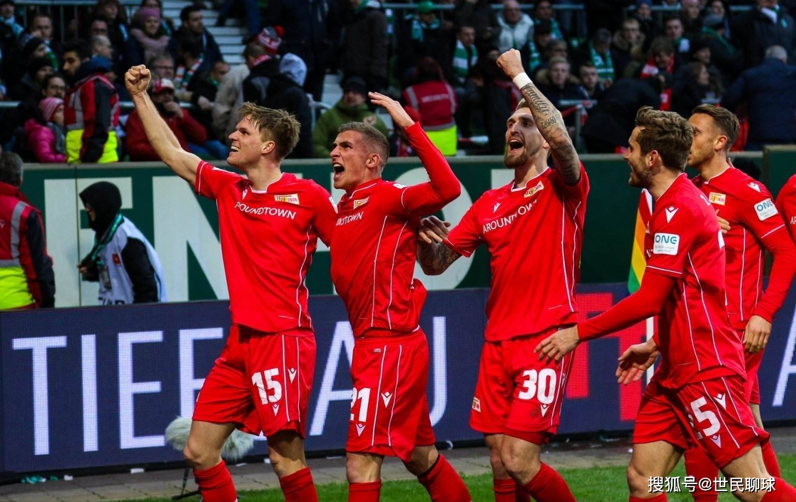 那不勒斯门将罚出时速130公里点球，已成足坛最快点射之一